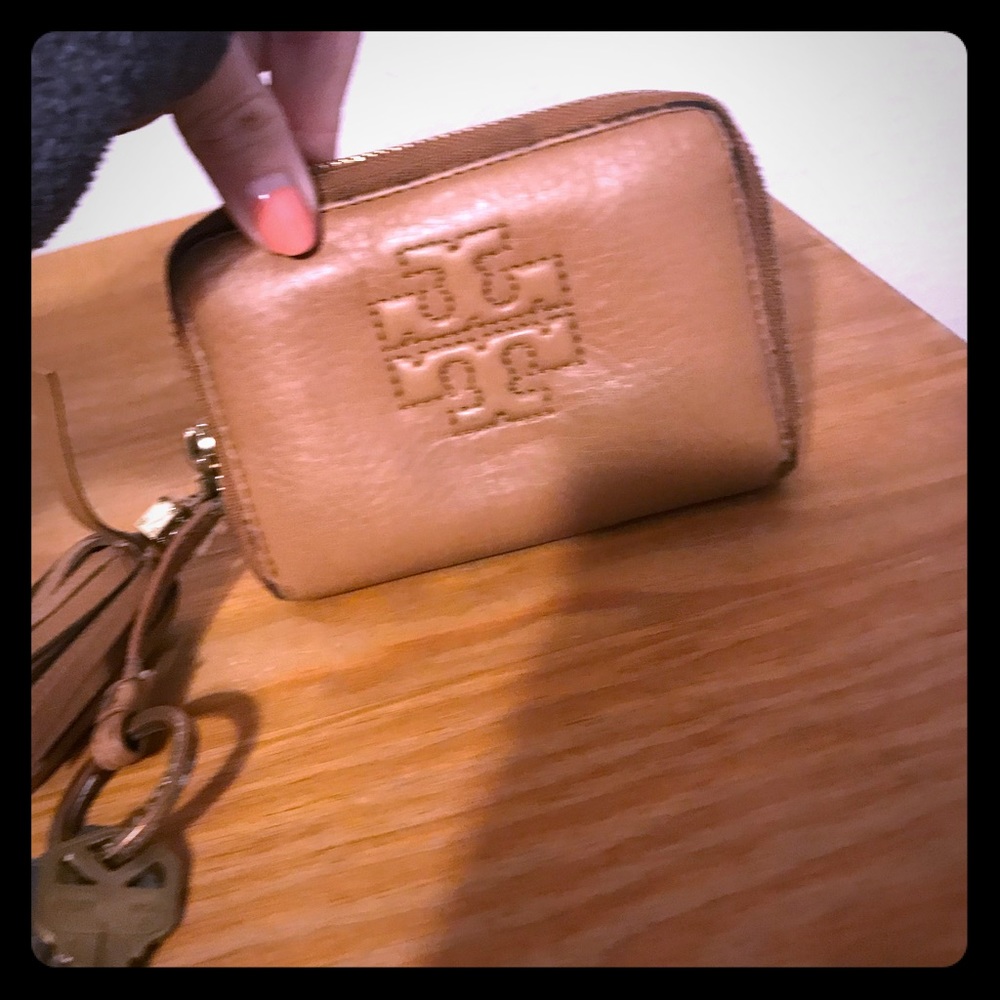 Tory Burch wallet and keychain